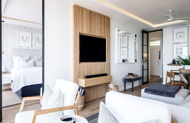 Magical Apartment w Uninterrupted Ocean Views Mouille Views - Photo 10