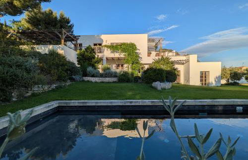 Beautiful villa and pool with sea view - Foto 1