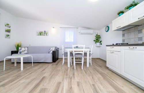 Krcina Holiday Home - Photo 7