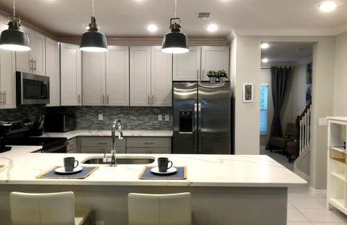 NEW Home 3 Bedrooms Water View Disney Universal - Foto 9