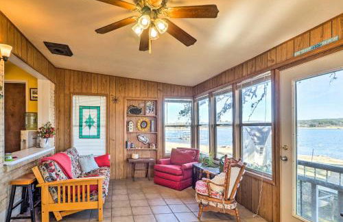 Tow Retreat on Lake Buchanan with Dock and Kayaks! - Foto 1