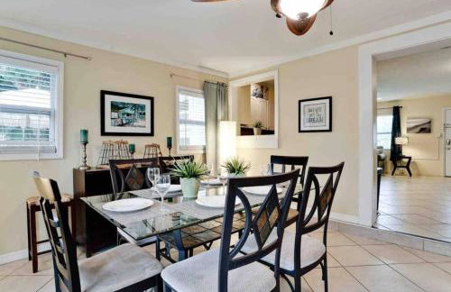 Great shape after Milton-Pool Home Wows! po - Photo 6