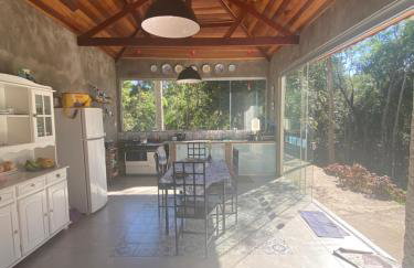 Casa de campo com muito verde e paz, 2 quartos, Wi-Fi, churrasqueira, deck, trilha - Foto 39