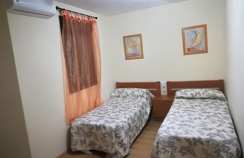 APARTAMENTO PERGAR I - 4 PERSONAS DESDE 35e-WIFI - Foto 5