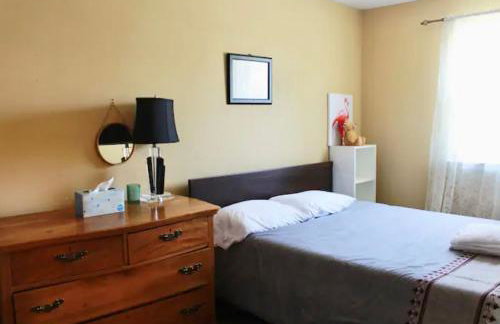 Tuscany 2900 - Classic Italian Style 3BR w Parking near Airport - Foto 45