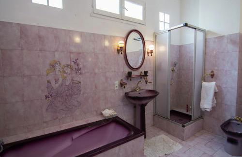 Old wine storehouse with terrace and garden - Foto 21