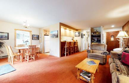 Snowcreek 253 Apartment - Photo 4