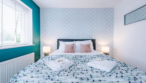 Coop Live Arena & Etihad Stadium 4Bedroom Townhouse with Free Parking - Foto 2