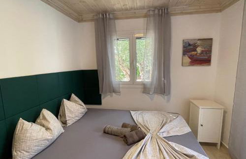 Top Holiday Home Private Pool by the sea With Private Garden for Private use - Photo 41