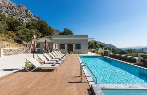 Aloni Villa, an Authentic Countryside Retreat, By ThinkVilla - Foto 8