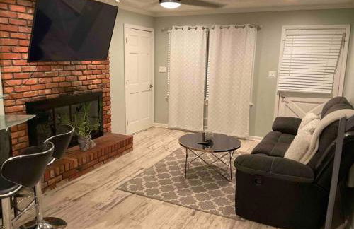 Renovated 3bedroom 2.5bath 2 story house w/ garage - Foto 14