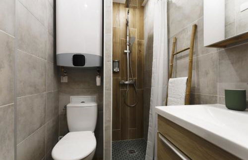 L'écrin, Studio Cosy, MBS, Wifi, Parking, Clim - Foto 19