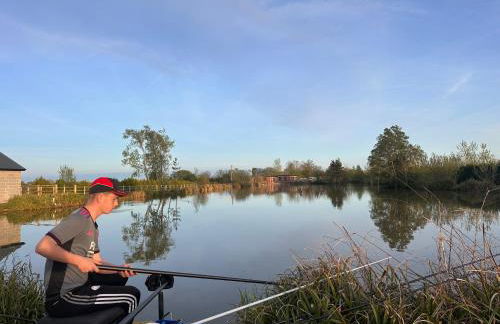 Lakeside Log Cabin - Foto 16