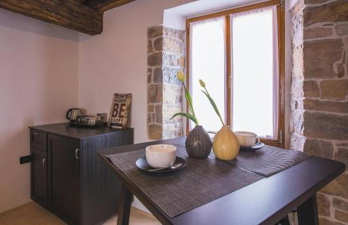 Stunning Apartment In Oprtalj With Wifi - Foto 7