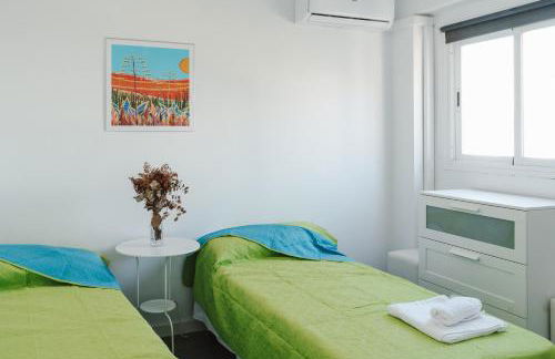 2BR Apartment with Free Parking in Almería City Center - Air Conditioning - Foto 21