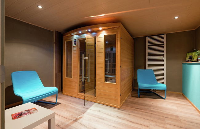 Villa in Houffalize With Infrared Sauna - Photo 36