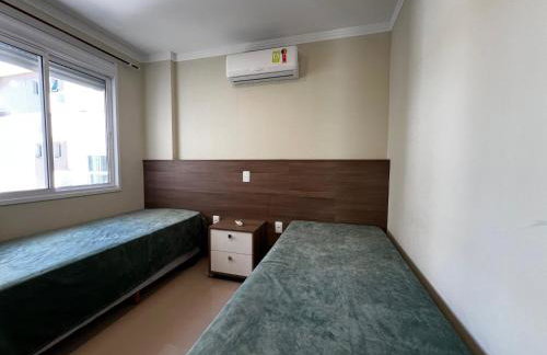 Apartamento com piscina em quatro ilhas - Foto 27