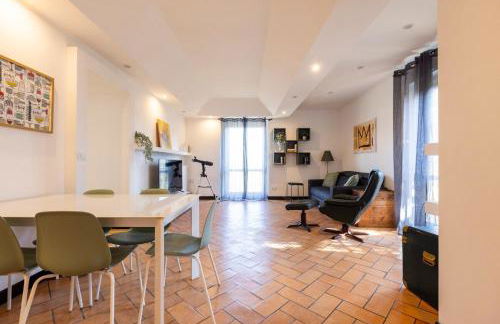 15th-Century Apt, City-MXP Train - Foto 32