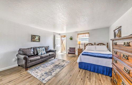 Convenient Tom Picketts Cabin with Mtn View! - Foto 5