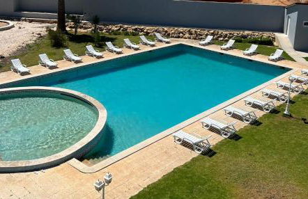 Oásis de verão- 2 bedrooms flat with swimming pool - Foto 30