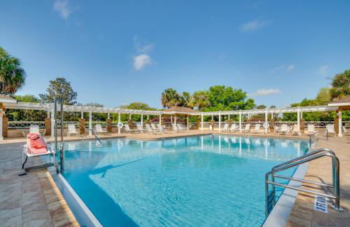 2 Mi to Lake Sumter Landing Spacious Golf Retreat - Foto 2