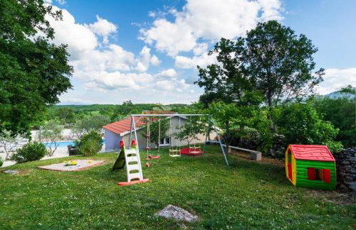 Three-Bedroom Holiday Home in Dabar - Foto 60