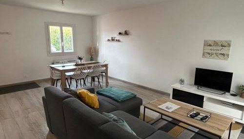 Maison Mitoyenne avec cour + parking - Foto 5