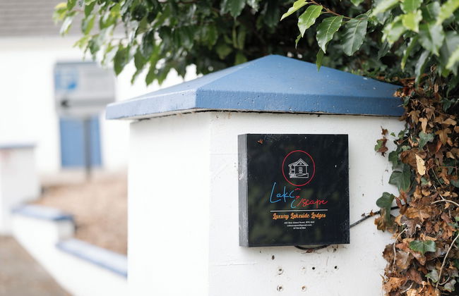 Luxury Waterfront Self-Catering Cabins - Photo 45