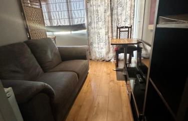 Bright double studio with large patio space - Foto 3