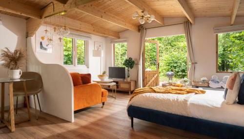 Copperbeech Hut - Romantic Hideaway with a Private Hot Tub - Foto 5