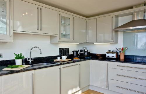 Quantock Lodge - Photo 13