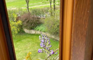 Hardy View Farm House - Photo 4