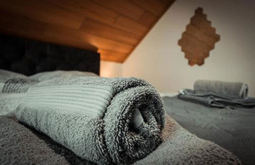 Stilvolle Wellness-Ferienwohnung in Neef Whirlpool, Sauna, Grill, Fitness, Billard & Moselblick - Photo 11