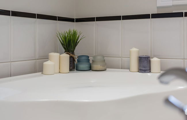 Homey & Elegant 3-bedroom House in the Annex - Foto 24