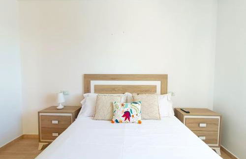 Cala Grande suites 3 hab, vistas al mar y terraza - Foto 8