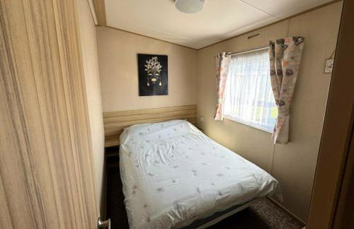 St Osyth- Sleeps8-freeparking-wifi-holidaypark - Foto 7