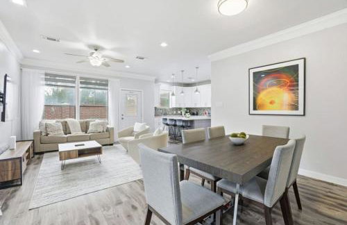 O22B Southwest Houston 1BR King Bed Pet Friendly Fast WiFi - Foto 8