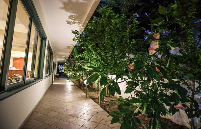 Spanos Apartments Anna's Lodge - Foto 19