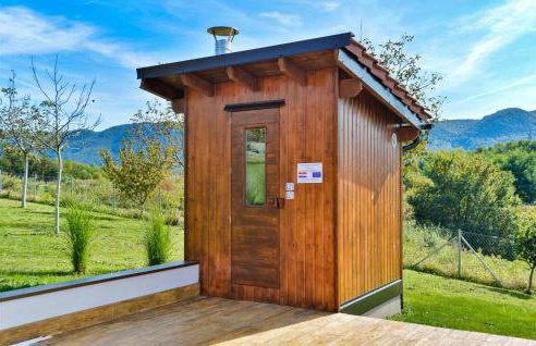 2 Bedroom Amazing Home In Lepoglava - Foto 27