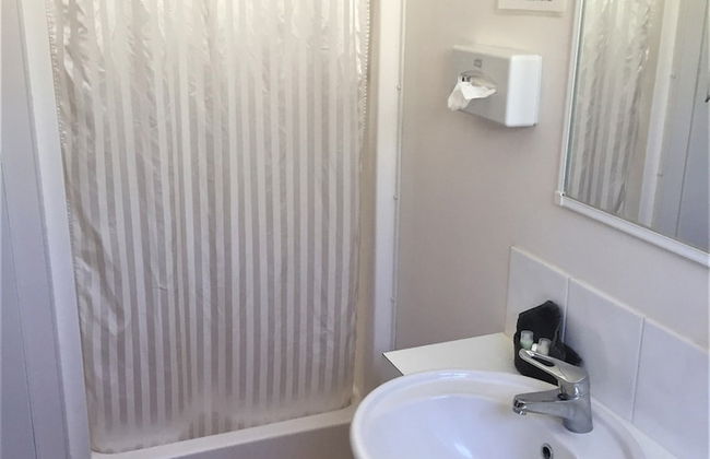 Junee Tourist Park - Photo 47