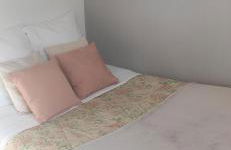 Spacieux 2 chambres 65m2 climatisé au village médiéval entre Nice et Antibes - Foto 6