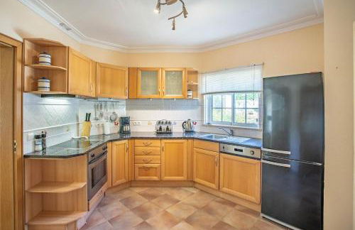 49 Presa da Moura Superbly 2 Bed Townhouse Clos - Foto 10