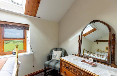 HIGH TREES BYRE - Two bed Cottage with Log Burner & Incredible Views - Foto 35