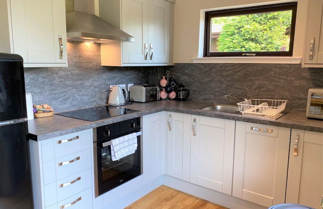 Birch Lodge 21 With Hot Tub, Newton Stewart - Photo 10