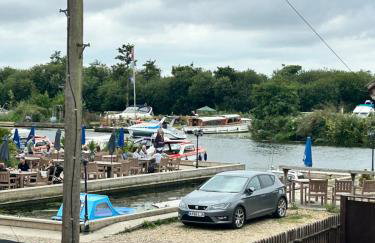 River breeze - Foto 1