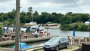 River breeze - Foto 1