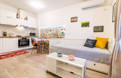 Studio apartman Mirela Kaštel Štafilić - Foto 4