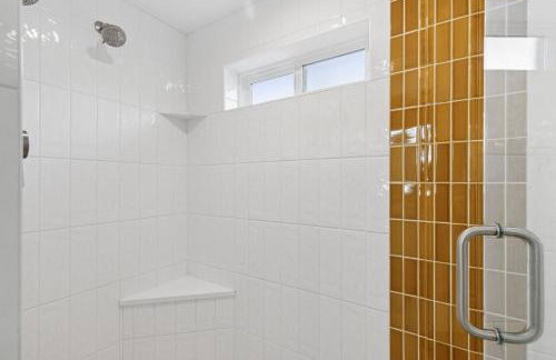 The Ultimate Griz Fan House- University District - Foto 25