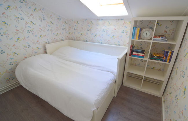 Holiday Home in Haaksbergen by Lake - Photo 5