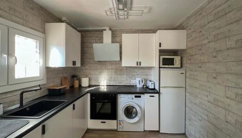 Charming Villa in Eldorado Playa. - Photo 5